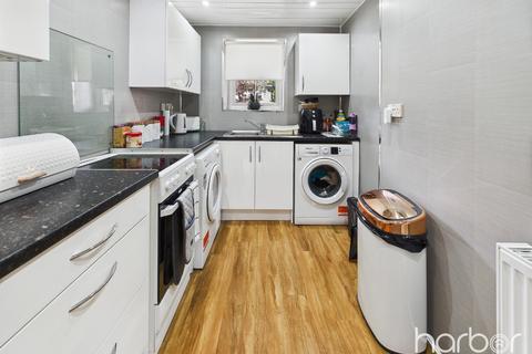 2 bedroom flat for sale, Denmilne Street, Easterhouse, Glasgow, G34 0AE
