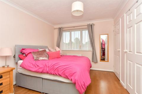 2 bedroom terraced house for sale, Middleton Close, Gillingham ME8