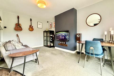 2 bedroom semi-detached bungalow for sale, Glendale Drive, Bradford BD6
