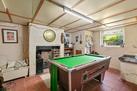 4 bedroom semi-detached house for sale, West Avenue, Baildon, Shipley, West Yorkshire, UK, BD17