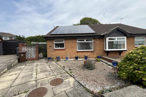 2 bedroom semi-detached bungalow for sale, Royds Park Crescent, Bradford BD12