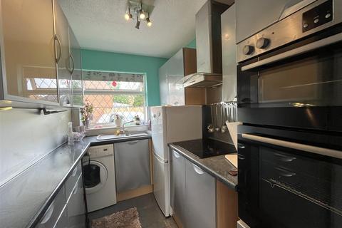 2 bedroom semi-detached bungalow for sale, Royds Park Crescent, Bradford BD12