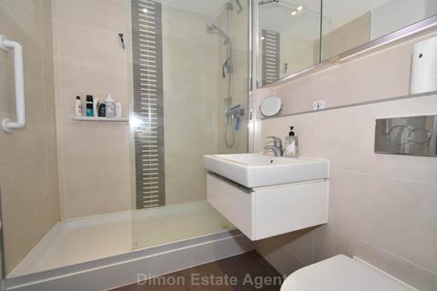 2 bedroom flat for sale, The Malt House, Gosport