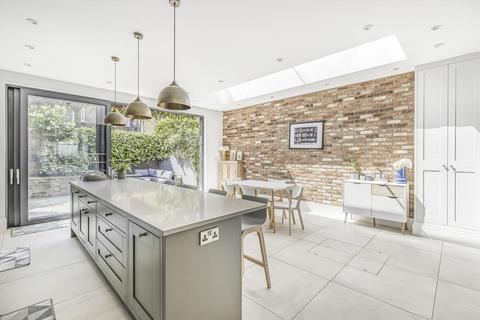 4 bedroom flat for sale, St. Stephens Avenue, London W12