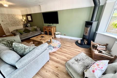 96 Blackford Road, Shirley, Solihull, B90 4BX