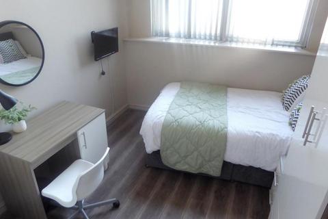 6 bedroom flat to rent, Spekeland Road, Liverpool L7
