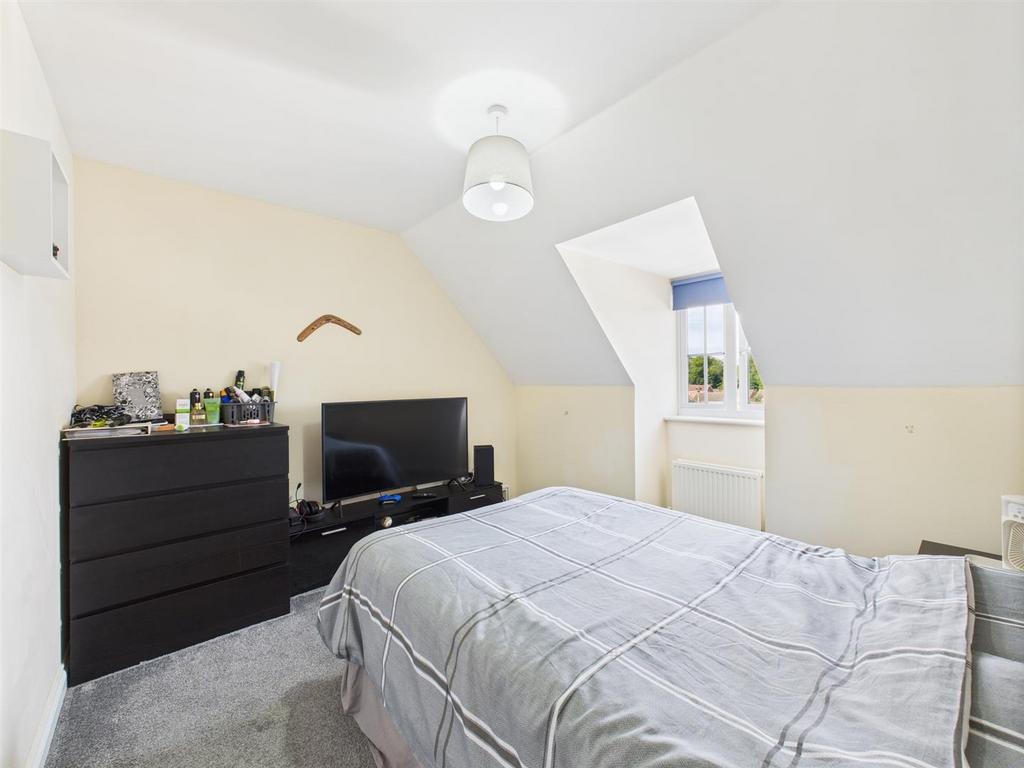 Bedroom:
