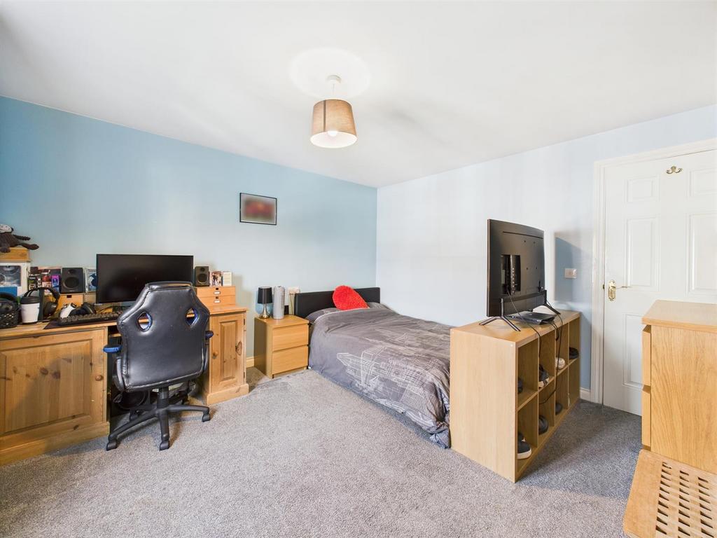 Bedroom: