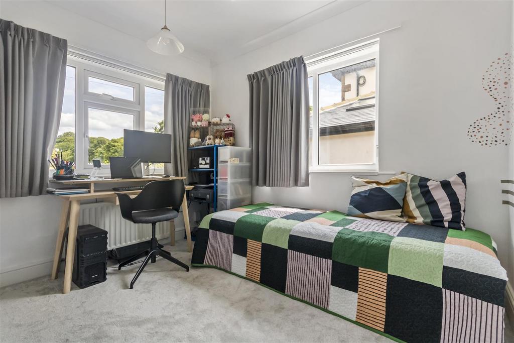 Bedroom.3.
