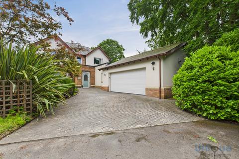 5 bedroom detached house for sale, Holmefield Avenue,  Thornton-Cleveleys, FY5