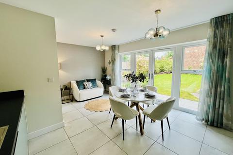 4 bedroom detached house for sale, Charnwood Street, Swinton S64