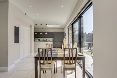 60 Brightside Road, London, SE13 6EW