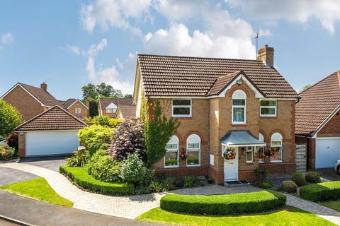 4 bedroom detached house for sale, Kingfisher Reach, Collingham, Wetherby