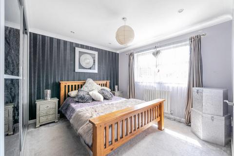 11 Kingfisher Reach, Collingham, Wetherby, LS22 5LX
