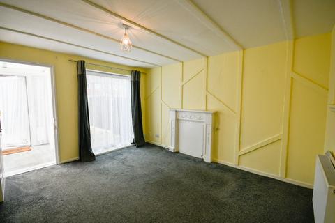 2 bedroom semi-detached house for sale, Silvertree Walk, Goole, DN14