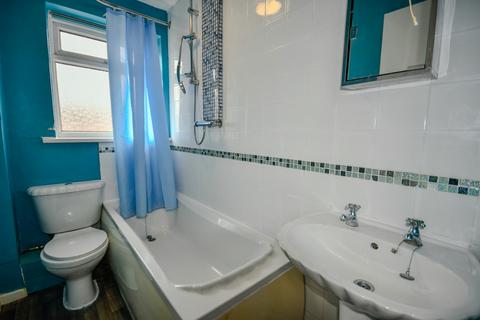 2 bedroom semi-detached house for sale, Silvertree Walk, Goole, DN14