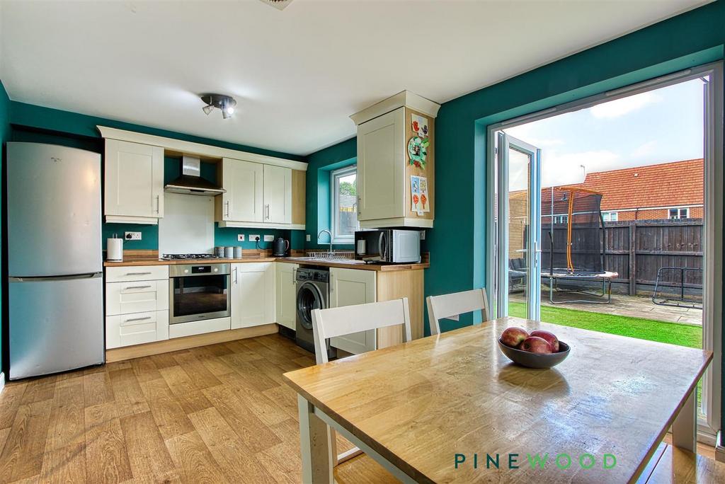 Kitchen diner