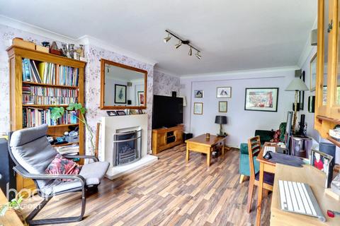 4 bedroom semi-detached house for sale, Fairfield Road, Newport