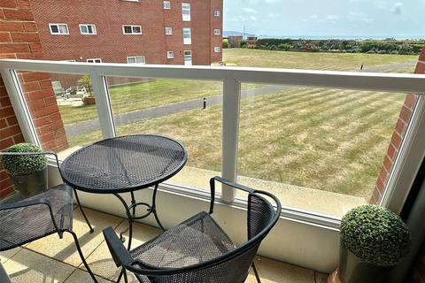 3 bedroom apartment for sale, Camden Hurst, Milford on Sea, Lymington, Hampshire, SO41