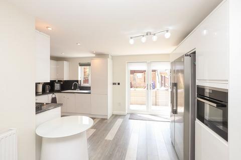 4 bedroom terraced house for sale, Rose Hill Drive, Sheffield S20