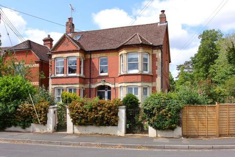 Flat 1, 15 Alexandra Road, Andover, SP10 3AD