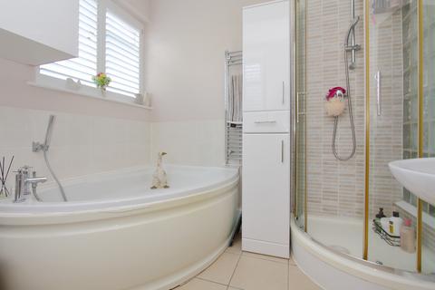Flat 1, 15 Alexandra Road, Andover, SP10 3AD