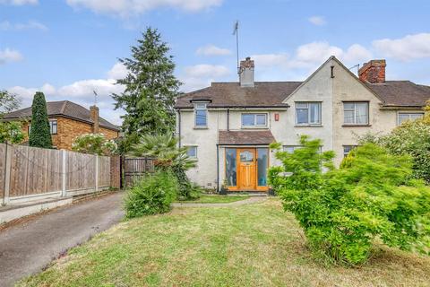 3 bedroom semi-detached house for sale, London Road, Crays Hill, Billericay
