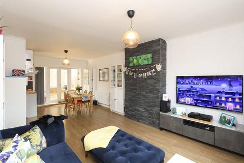15 Cairns Road, Beighton, Sheffield, S20 1AN