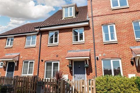 28 Dunnock Drive, Costessey, Norwich, NR8 5FF