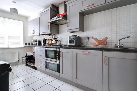 28 Dunnock Drive, Costessey, Norwich, NR8 5FF
