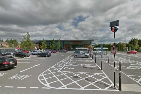 Parking to rent, Engaine Drive, Shenley Church End MK5