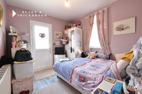91 Broadway, Jaywick, Clacton-on-sea, CO15 2HF
