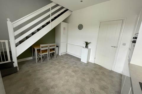 487 Foxdenton Lane, Chadderton, Oldham, OL9 9QS