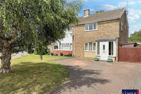 3 bedroom semi-detached house for sale, Duncroft Road, Hucclecote, Gloucester, GL3