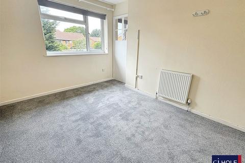 7 Calderdale, Abbeymead, Gloucester, GL4 5SZ