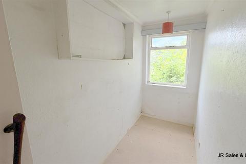 29 Brookside Crescent, Cuffley, Potters Bar, EN6 4QW