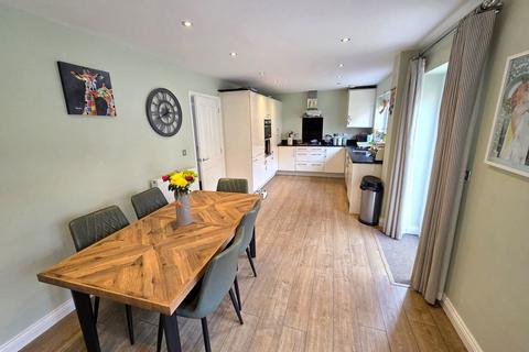 undefined, Yew Tree Close, Bedfordshire SG19
