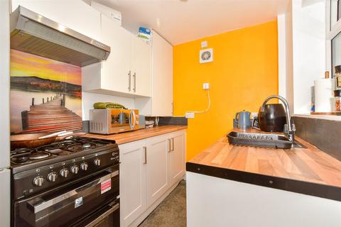 116 Heathfield Avenue, Dover, CT16 2PA