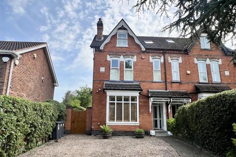 4 bedroom semi-detached house for sale