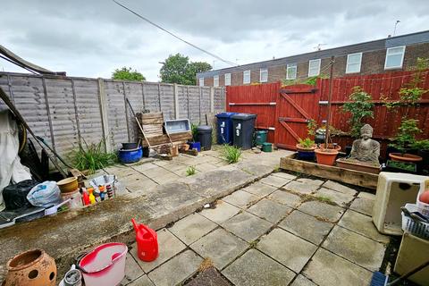 9 Flamingo Gardens, Northolt, UB5 6EP