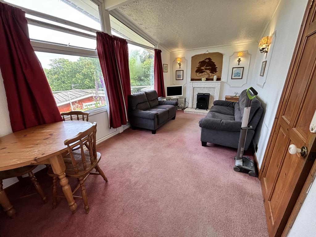 Living / Dining Room