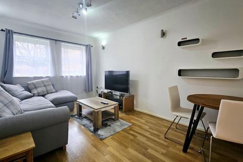 2 bedroom apartment for sale, Prince Albert Court, Staines Road West, Sunbury-on-Thames, Surrey, TW16