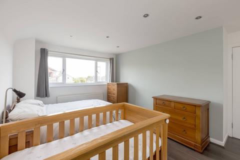 20 Maccormick Terrace, Penicuik, EH26 0JX