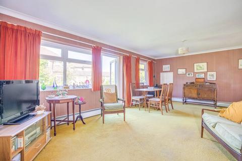 3 bedroom detached house for sale, Chessfield Park, Little Chalfont, Buckinghamshire, HP6 6RU