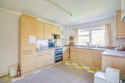 3 bedroom detached house for sale, Chessfield Park, Little Chalfont, Buckinghamshire, HP6 6RU