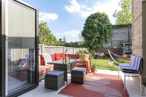 4 bedroom semi-detached house for sale, Vesta Road, London, SE4
