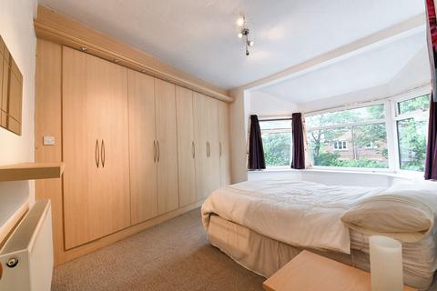 3 bedroom terraced house for sale, Oaklands Road, Salford, M7