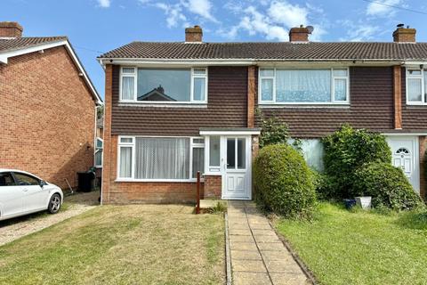 2 bedroom end of terrace house for sale, River Gardens, Milford on Sea, Lymington, Hampshire, SO41