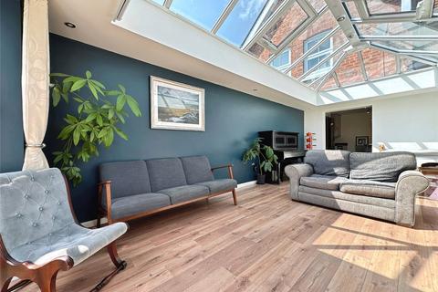 4 bedroom semi-detached house for sale, Basingstoke Road, Reading RG7