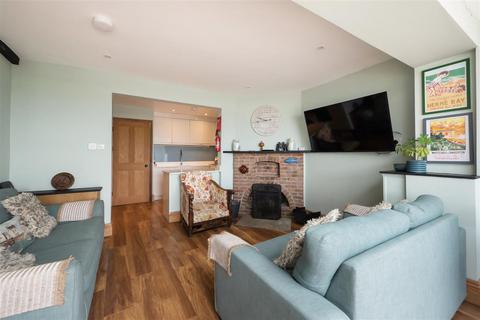 4 bedroom terraced house for sale, Swalecliffe, Herne Bay